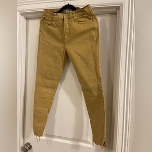 Kensin jeans mustard color size 8
